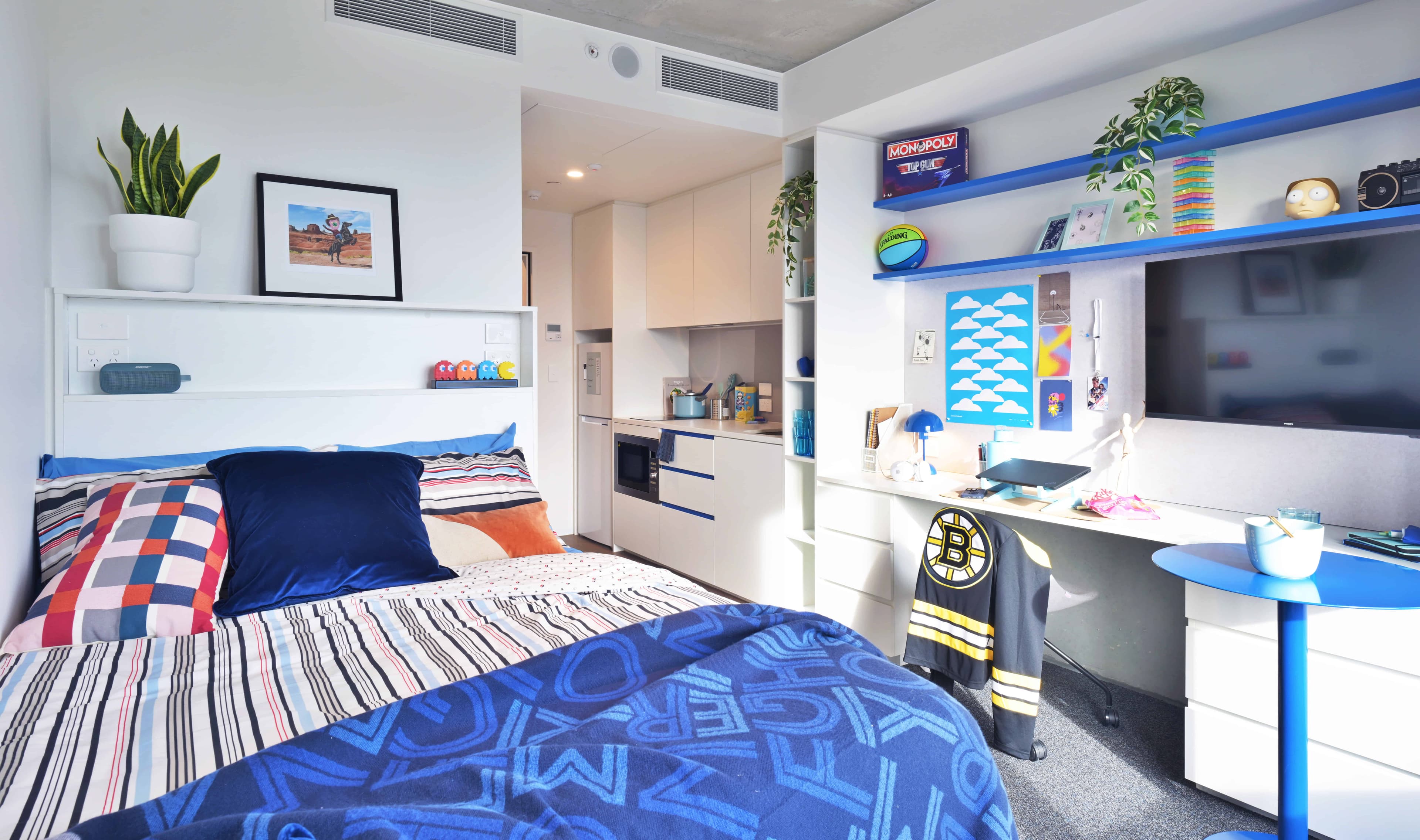 Signature Plus Studio