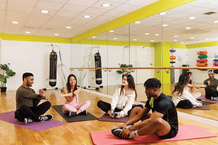 Londonist Drapery Place, London image 12