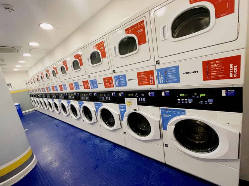 Londonist Drapery Place, London image 19