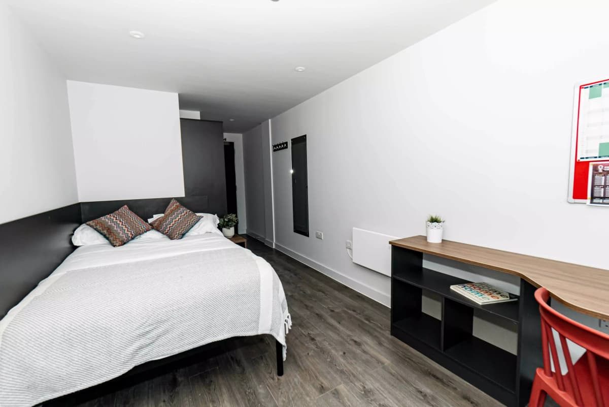 Element The Quarter, Liverpool