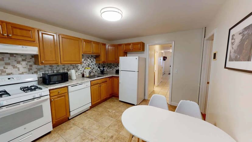 June Homes 02141, Boston view 4