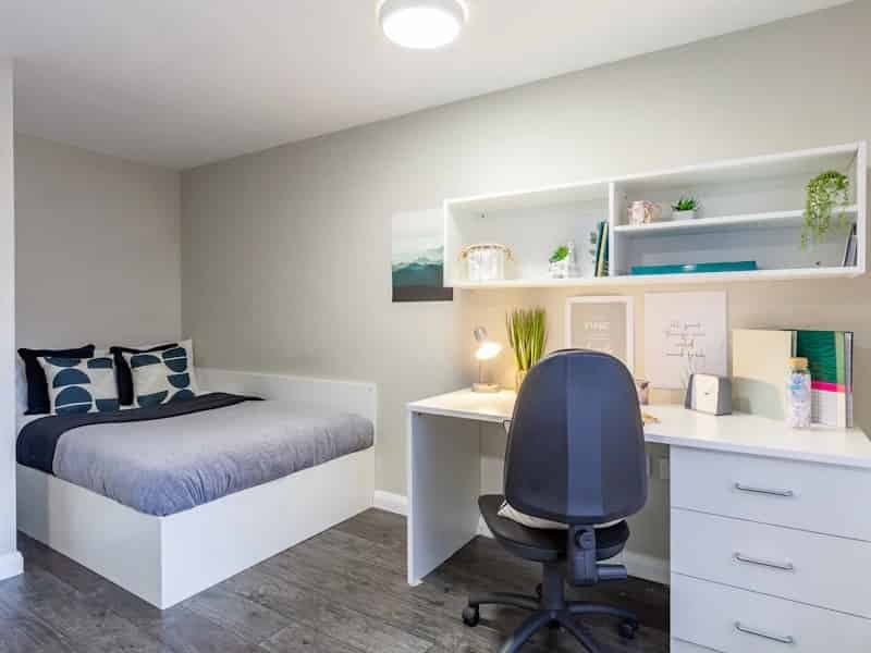 Premier Studio (High Floor)