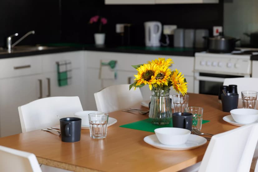 Raleigh Park And The Village, Nottingham image 19