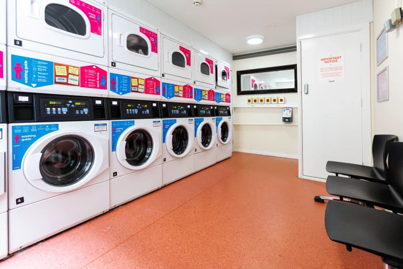 Raleigh Park And The Village, Nottingham image 8