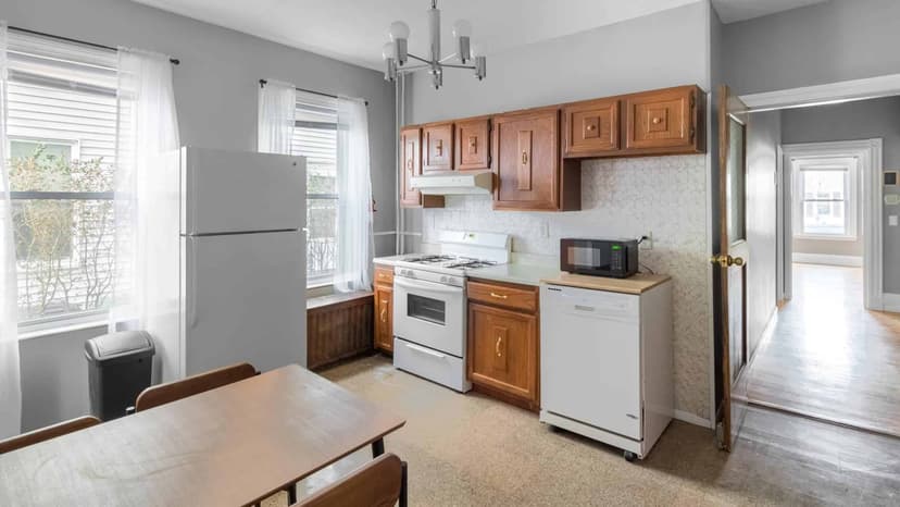 June Homes 02116, Boston image 9