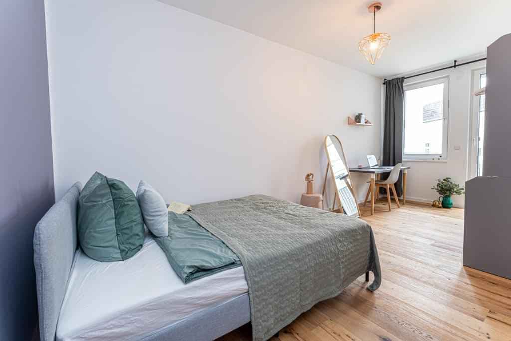 Private Room (CU.32.3)