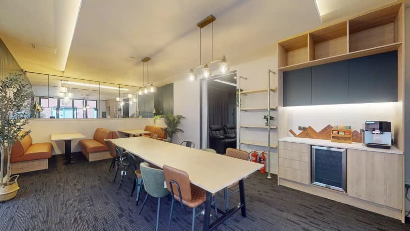 The Pavilion, Birmingham image 12