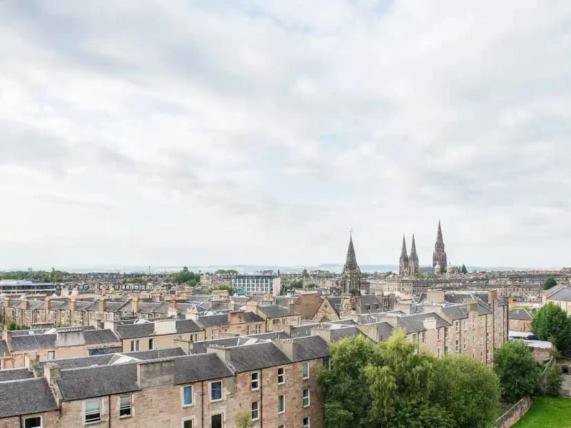 Yugo Arran House, Edinburgh image 9