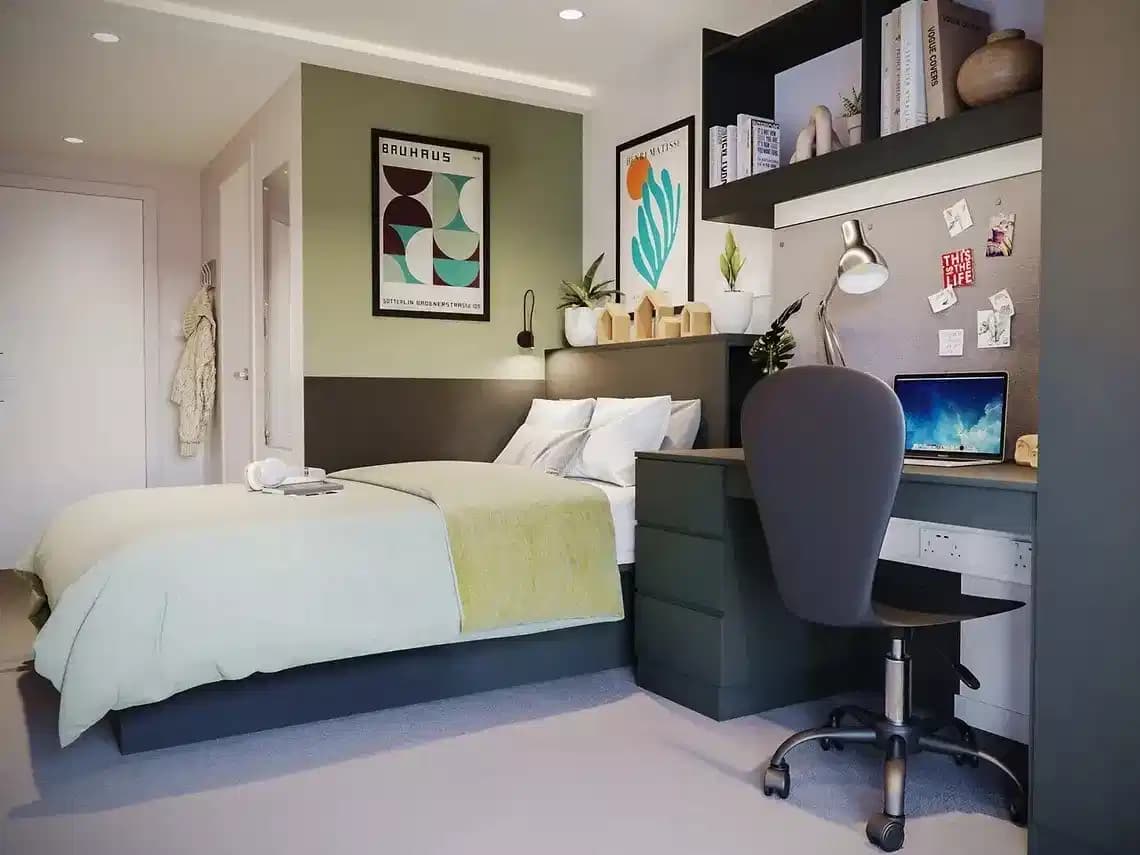 12 Bed En-suite Plus