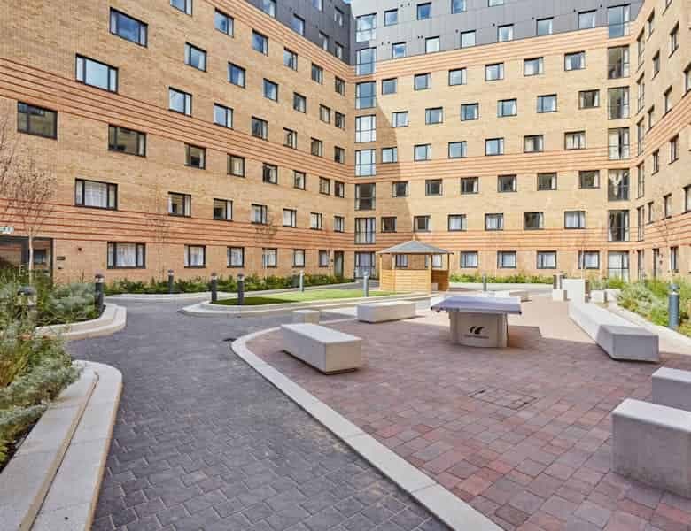 Mannequin House, London view 6