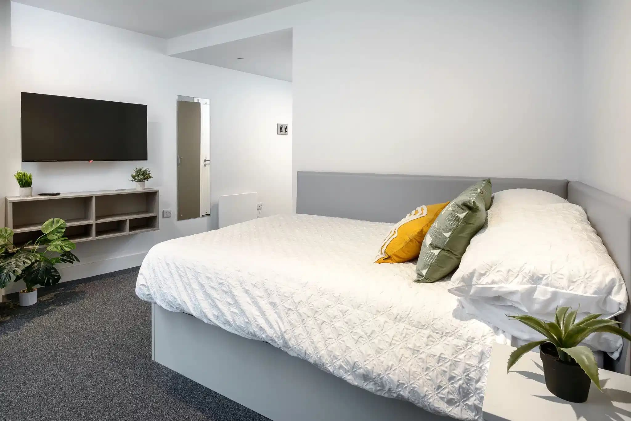 True Superior Apartment