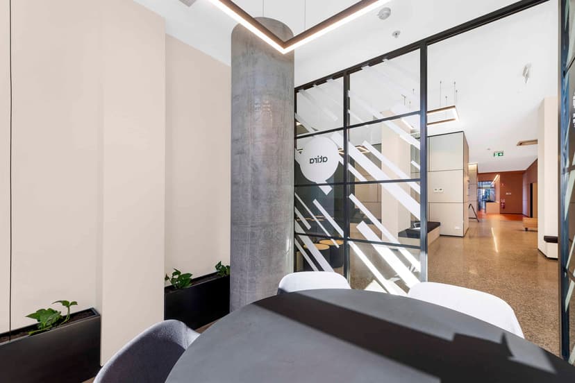 Scape Waymouth, Adelaide image 102