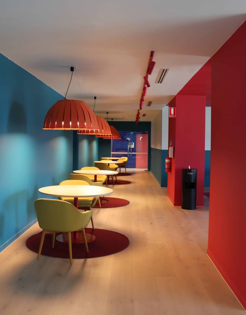 Scape Carlton, Melbourne image 25