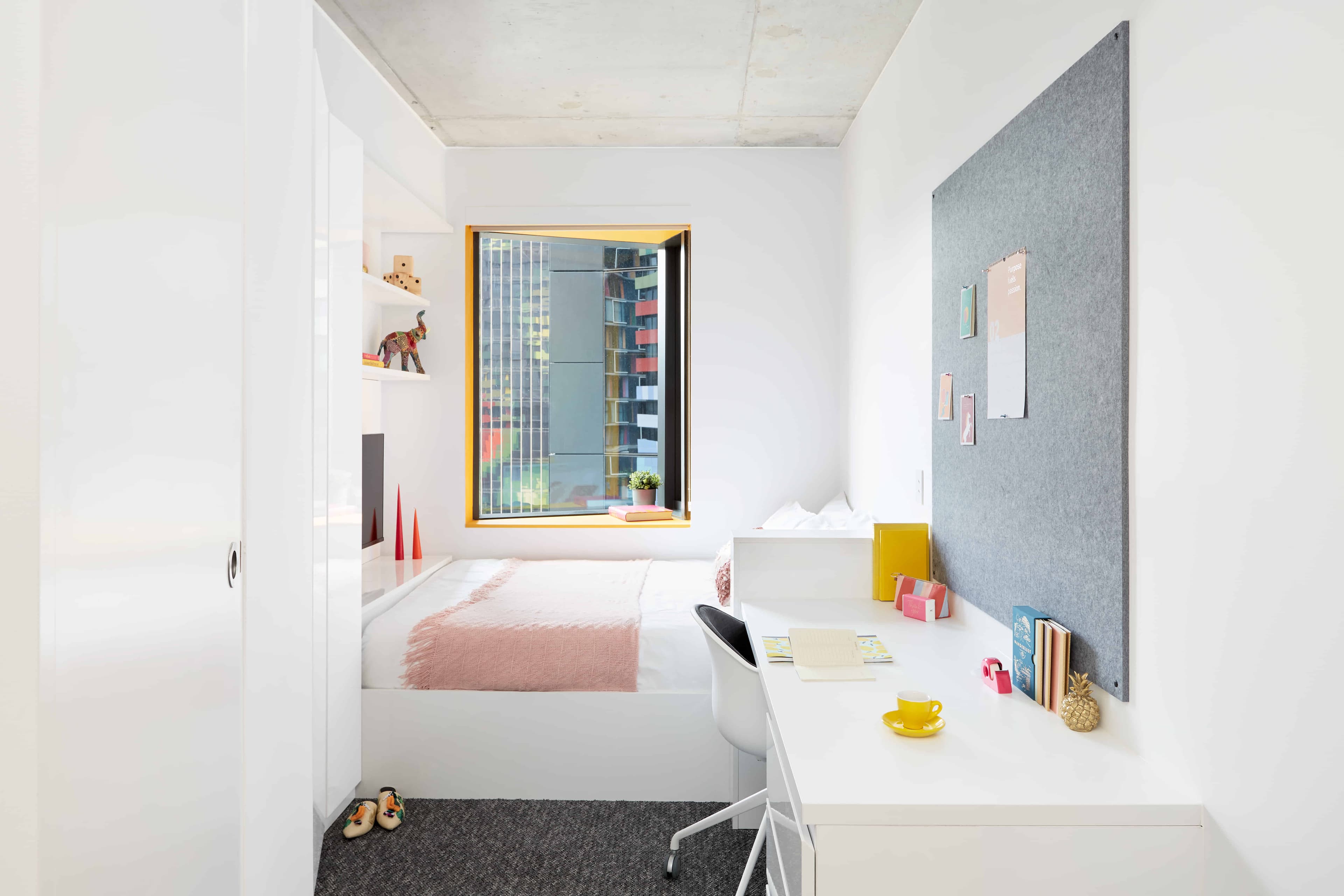 6 Bedroom Ensuite, Double Bed