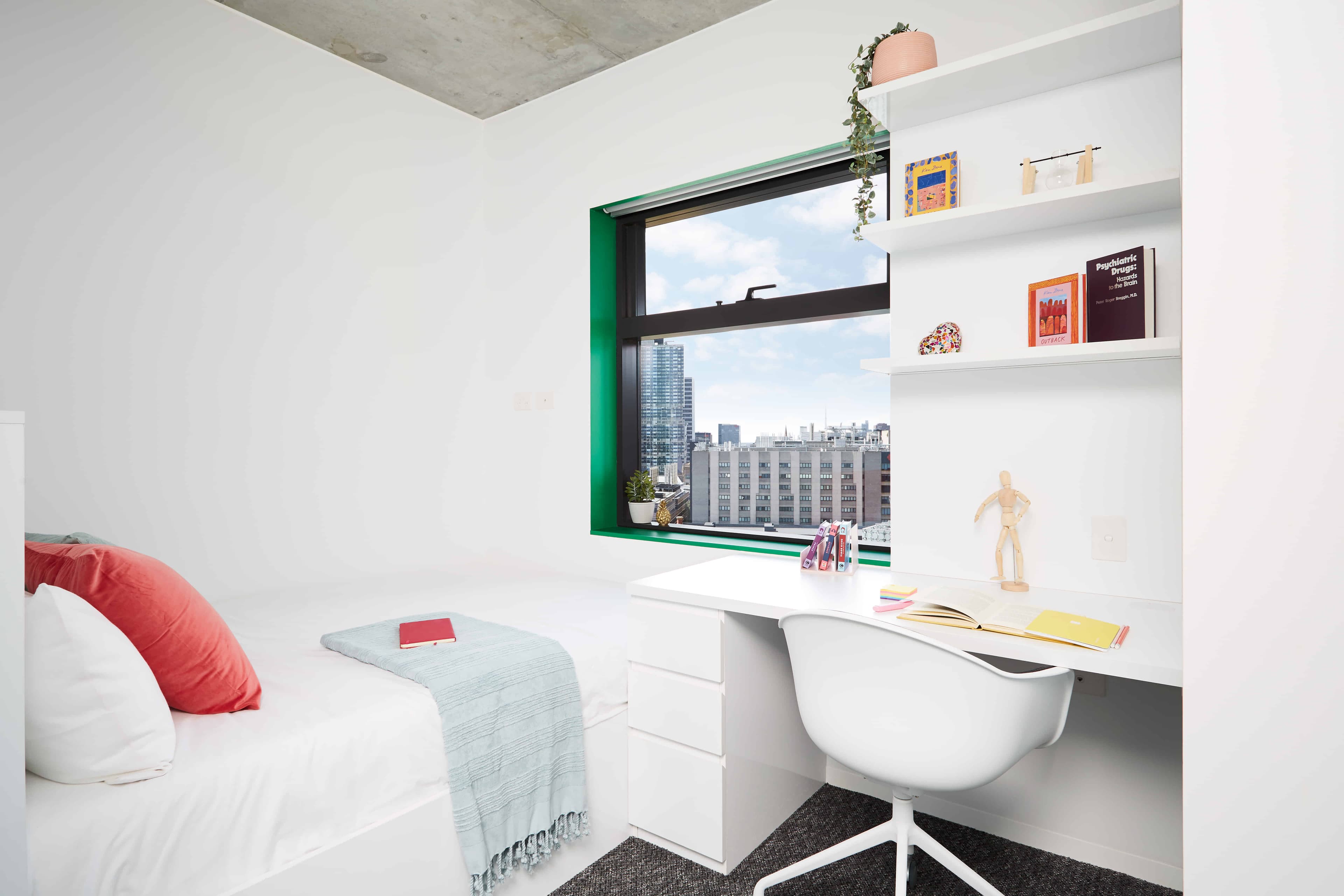 4 Bedroom Shared Bathroom, Double Bed