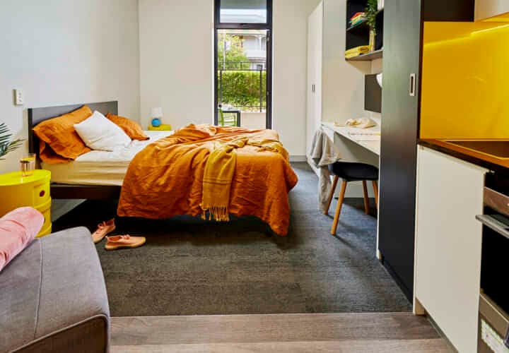 Signature Plus Studio, Double Bed