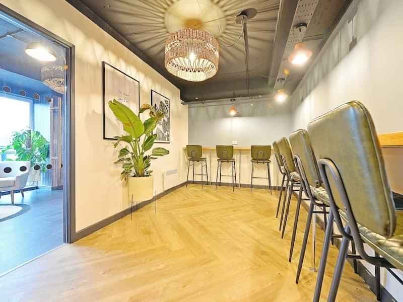 Canalside, Birmingham image 12