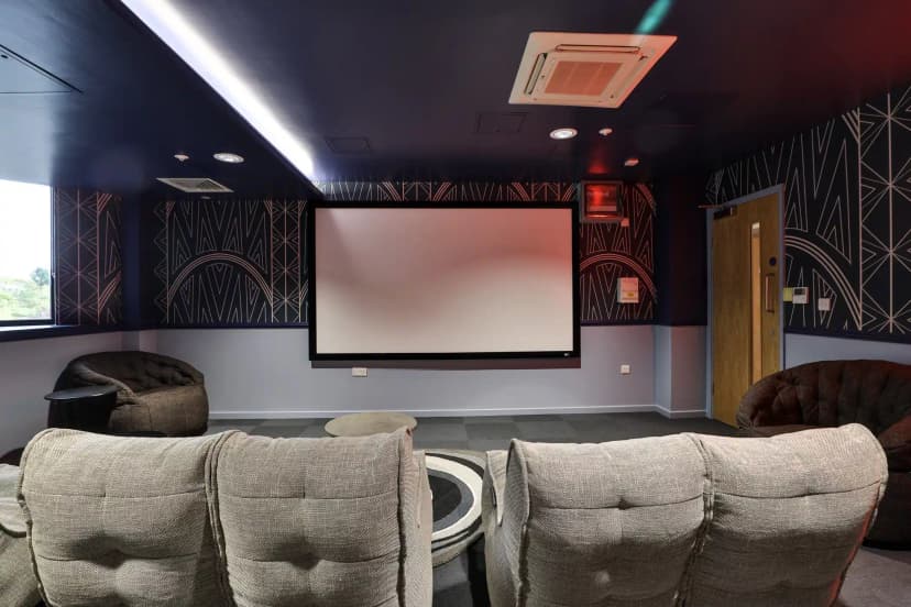 B16 Studios, Birmingham image 11