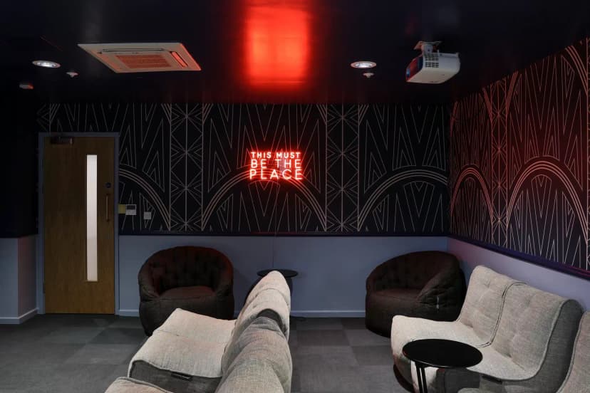 B16 Studios, Birmingham image 13