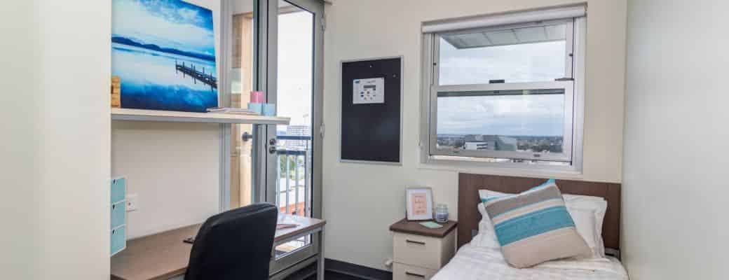 Two Bedroom Penthouse Loft Share