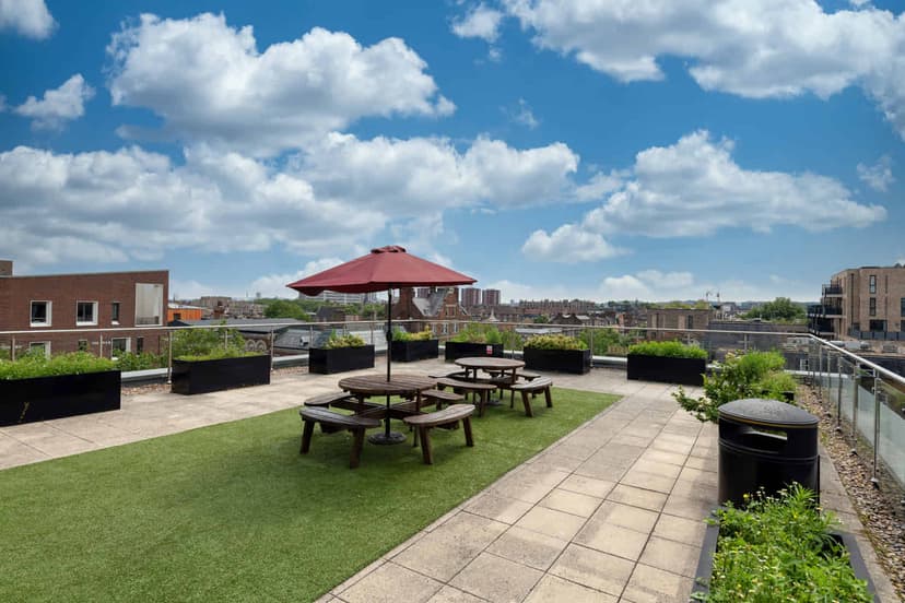 Collegiate Dashwood Studios, London image 23