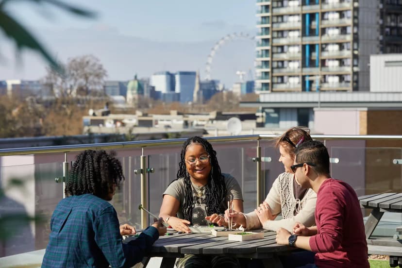 Collegiate Dashwood Studios, London image 32