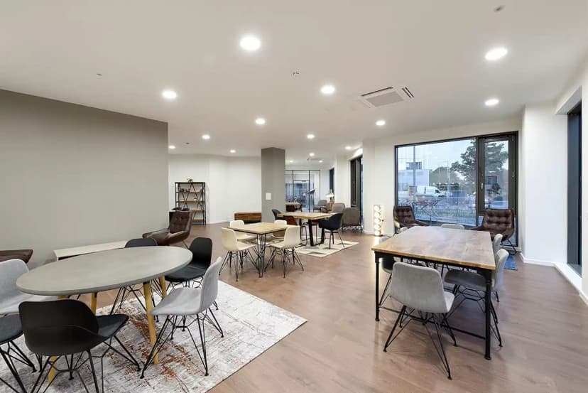 St Mungo's, Glasgow image 9