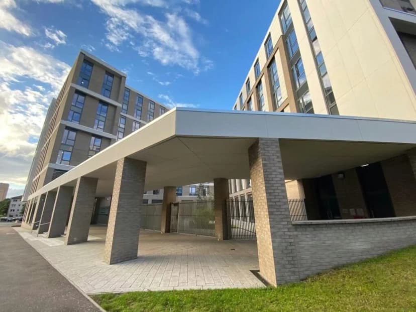 St Mungo's, Glasgow image 11