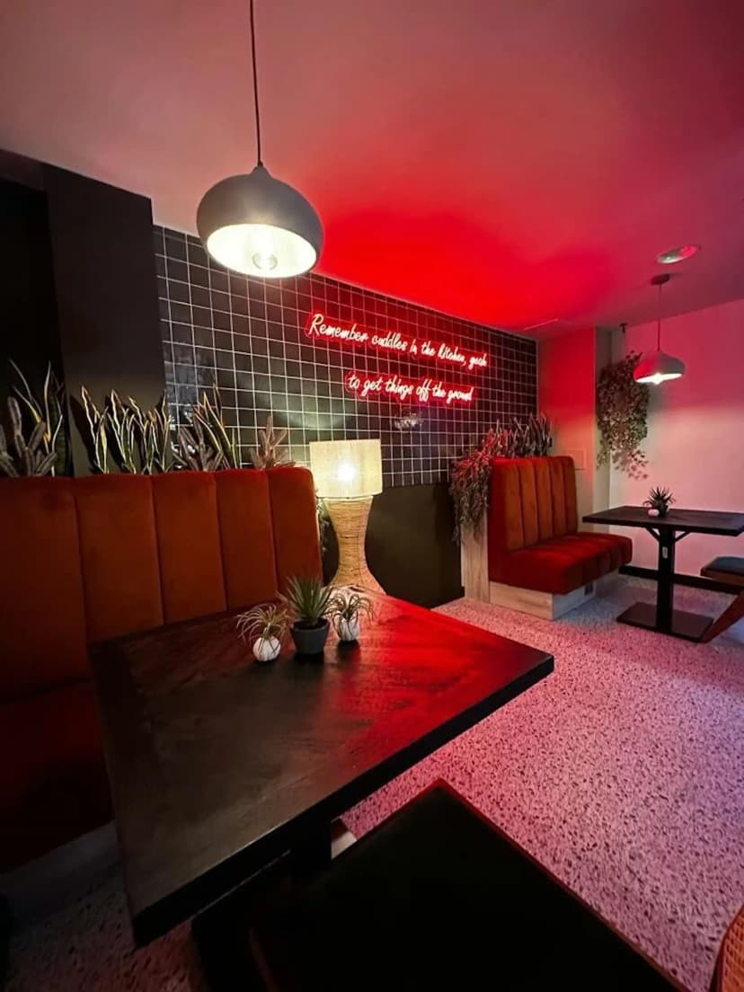 Newcastle 1, Newcastle view 6