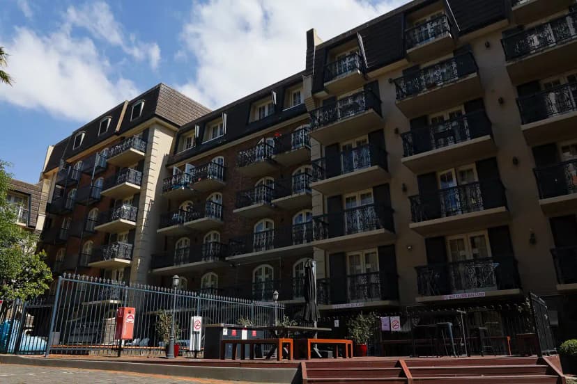 Dwell Village Melbourne City, Melbourne image 16