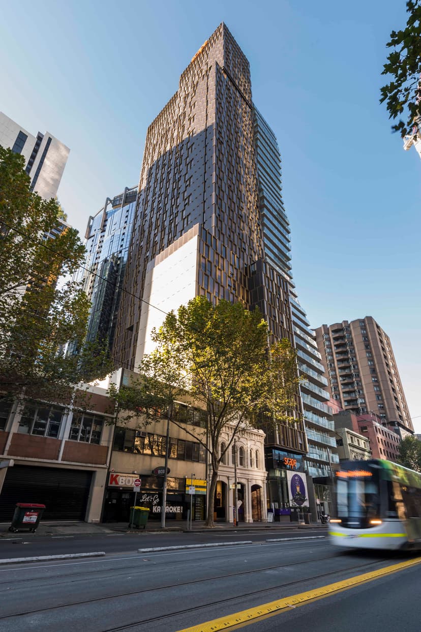 Scape La Trobe, Melbourne image 140