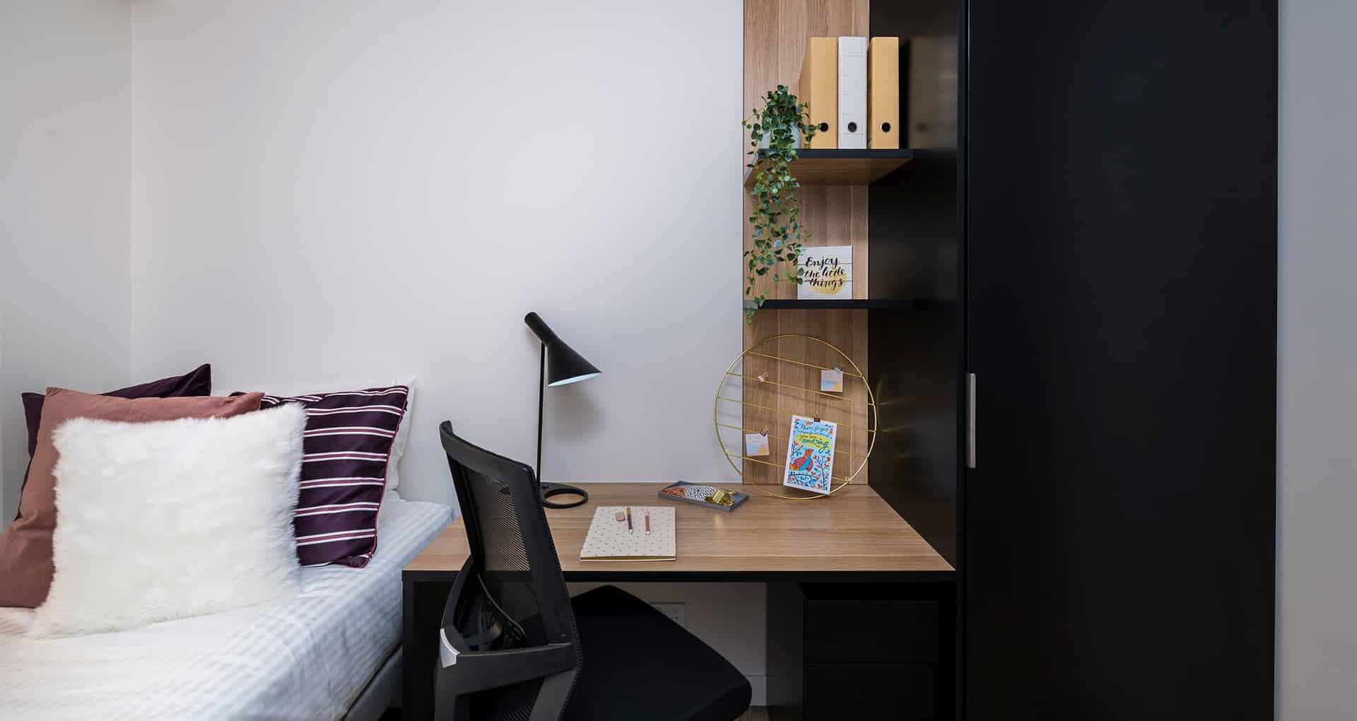 6 Bedroom Apartment views