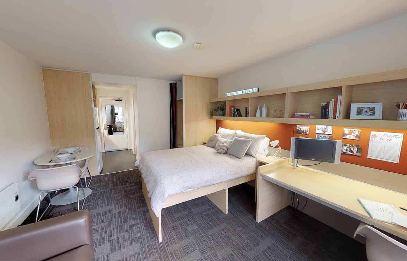 1 Bedroom Suite