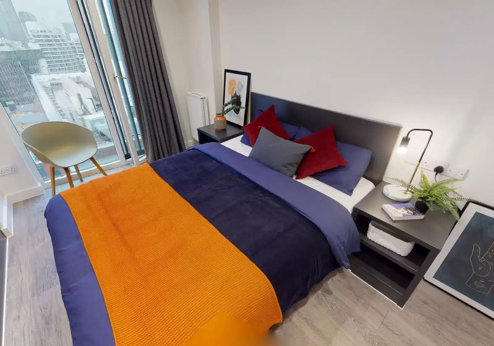Diamond Apartment