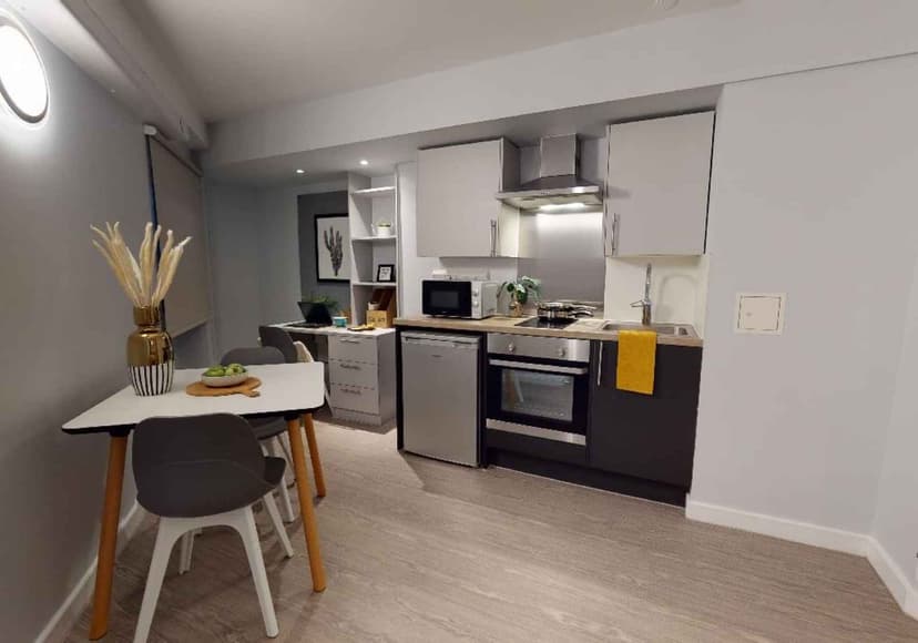 iQ Broderick House, Birmingham image 17