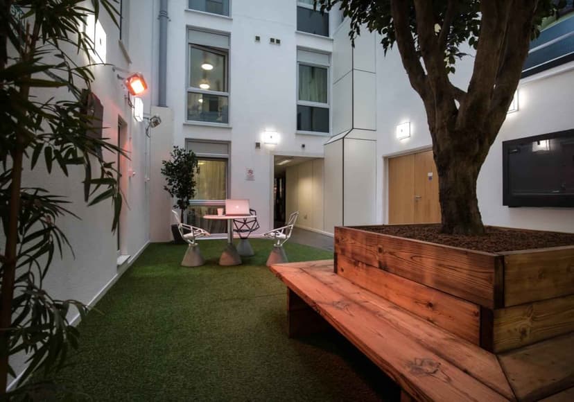 iQ Broderick House, Birmingham image 13