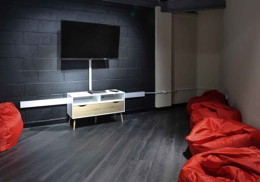 iQ Broderick House, Birmingham image 10