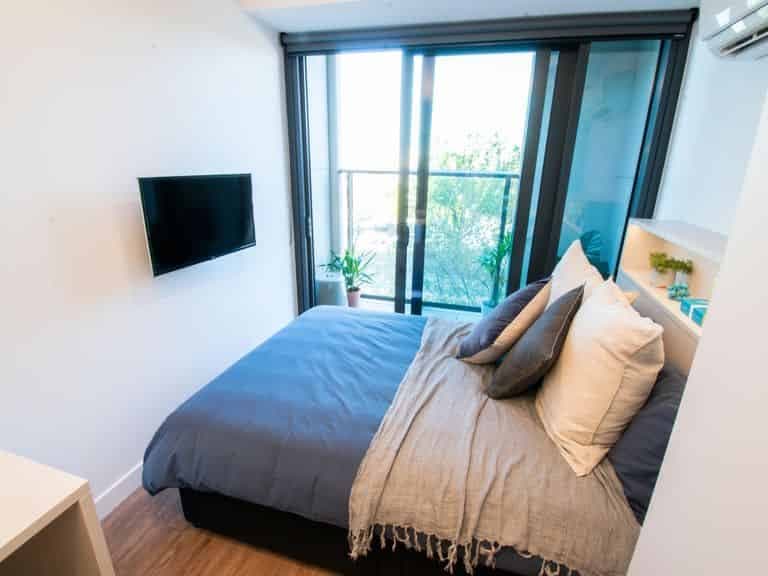 Studio With Terrace