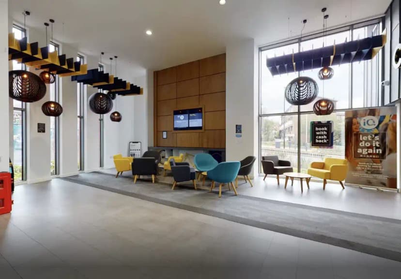 iQ Century Square, Sheffield view 3