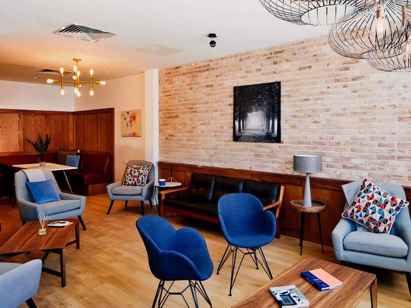 Árasáin P&V, Dublin image 25