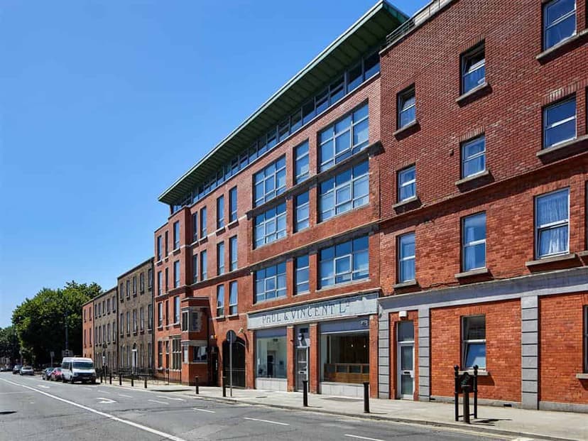 Árasáin P&V, Dublin image 12