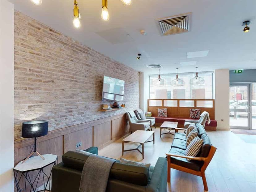 Árasáin P&V, Dublin view 7