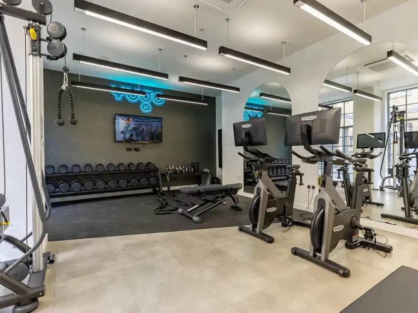 Yugo Depot Point, London view 3