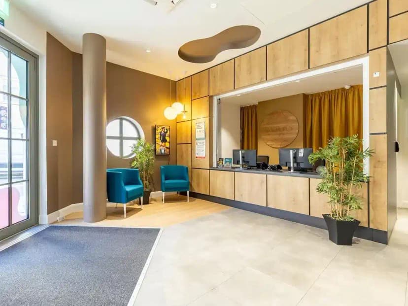 Yugo Depot Point, London view 7