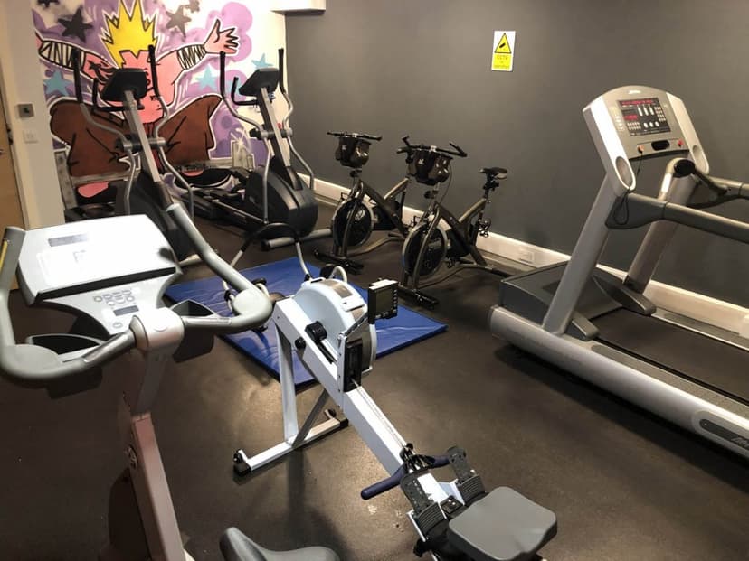 Horton House, Bradford image 8