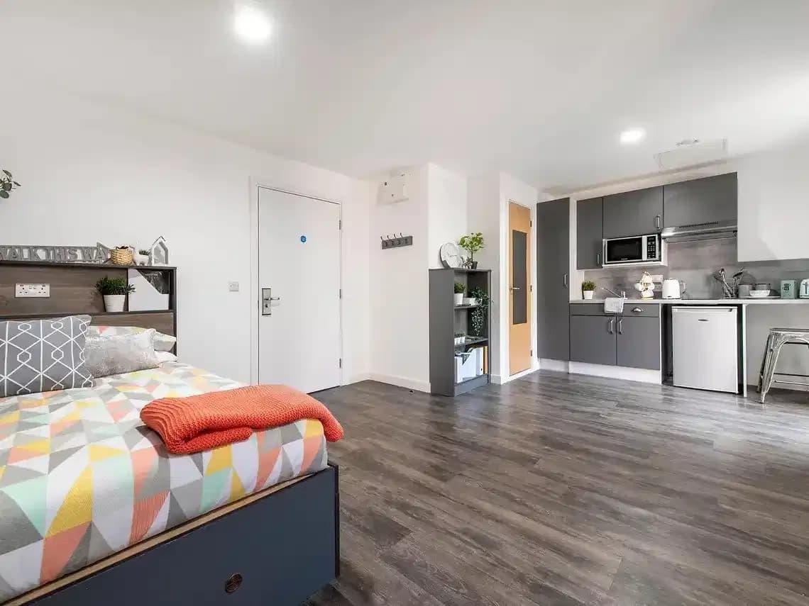 Yugo Bentley House, Birmingham