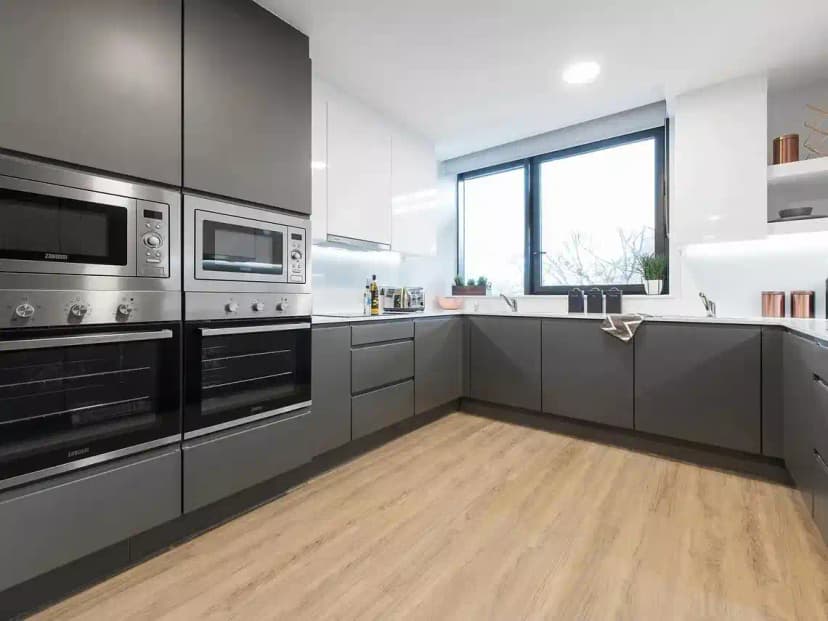 Yugo Ardcairn House, Dublin image 9