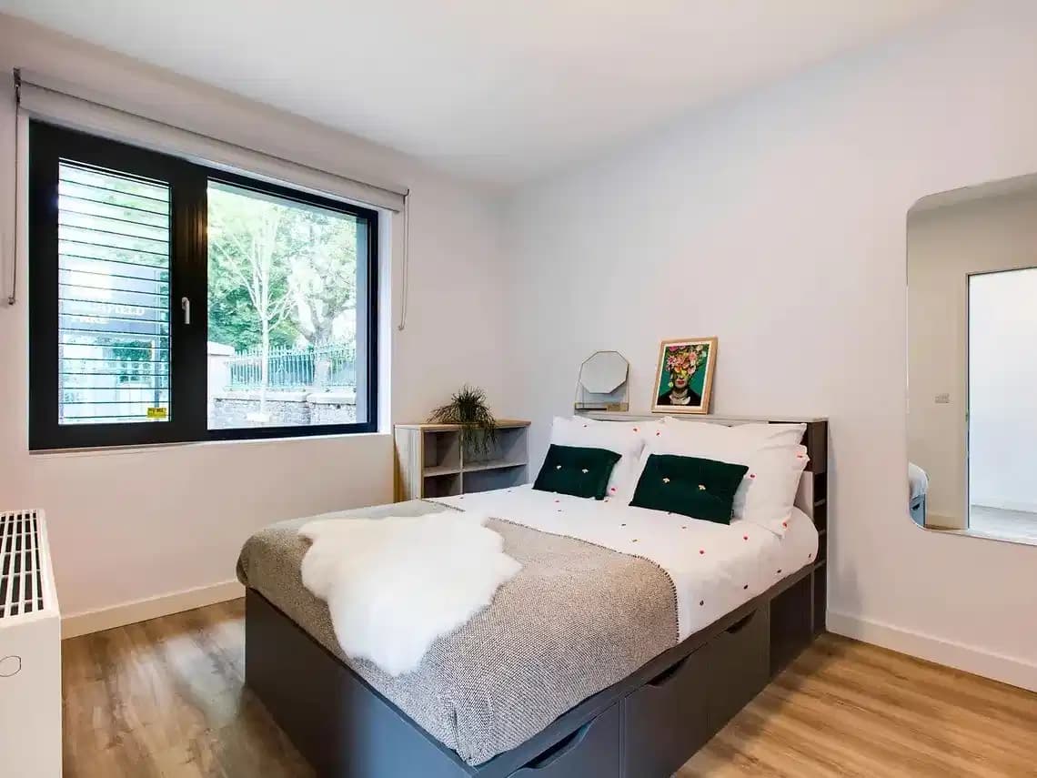 Gatehouse Standard Room 