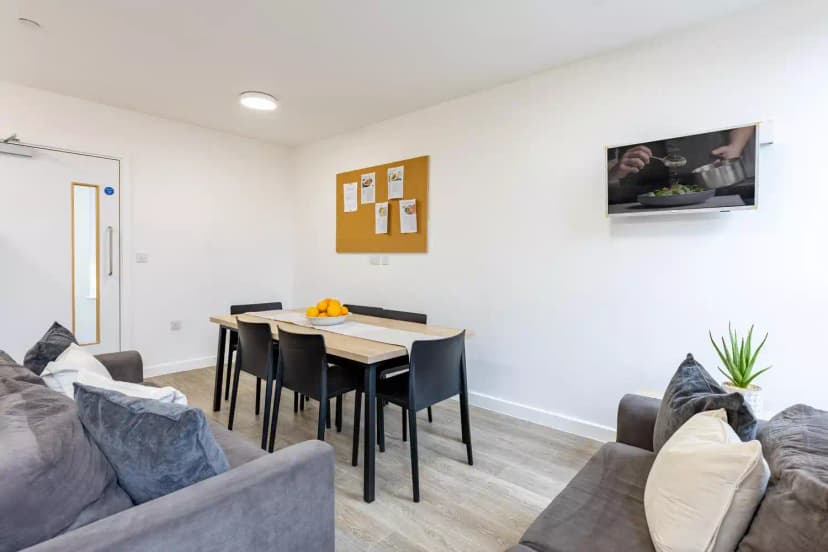 Yugo Globe Works, Birmingham image 80