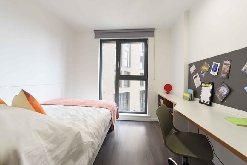 Dobbie’s Point, Glasgow image 1